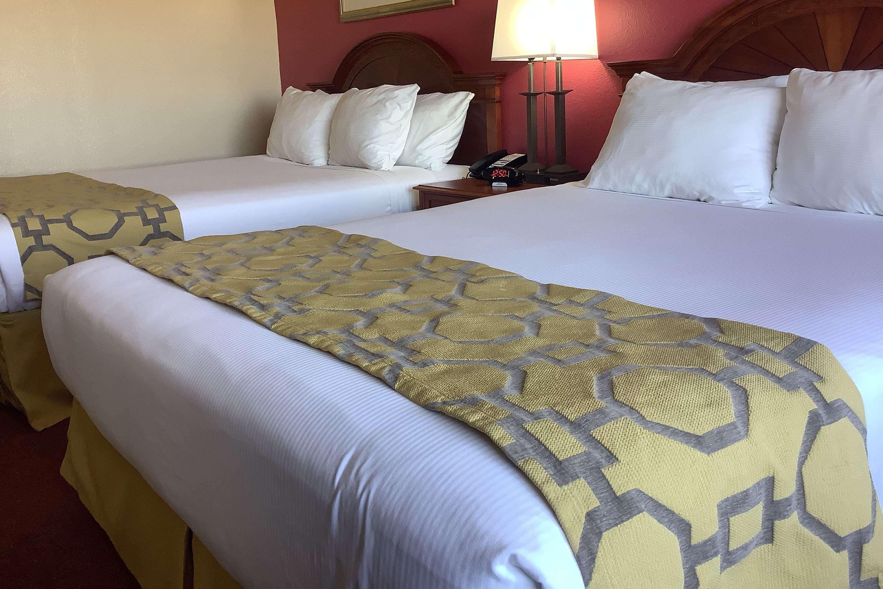 Baymont Inn & Suites By Wyndham Holbrook Extérieur photo