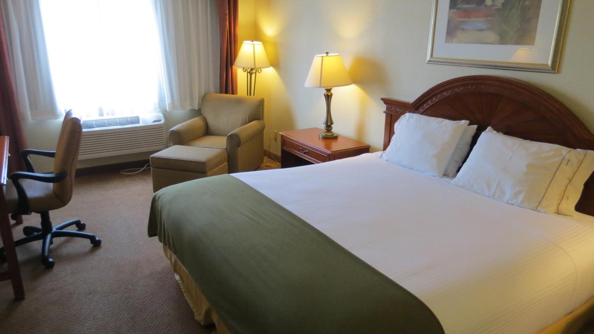 Baymont Inn & Suites By Wyndham Holbrook Extérieur photo